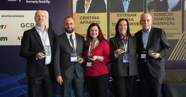 Esteve Ponsa,  reconocido en el Top 30 CMS Finance Leaders en Estrategia y Tecnología.